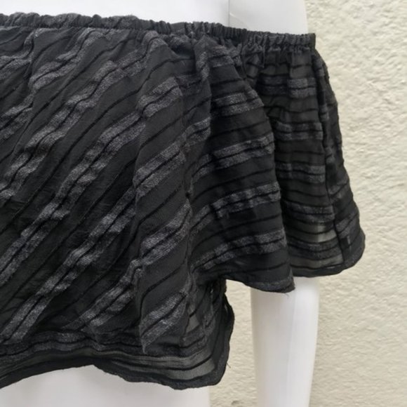 Reformation - Ivory Off The Shoulder Crop Top - Picture 16 of 16